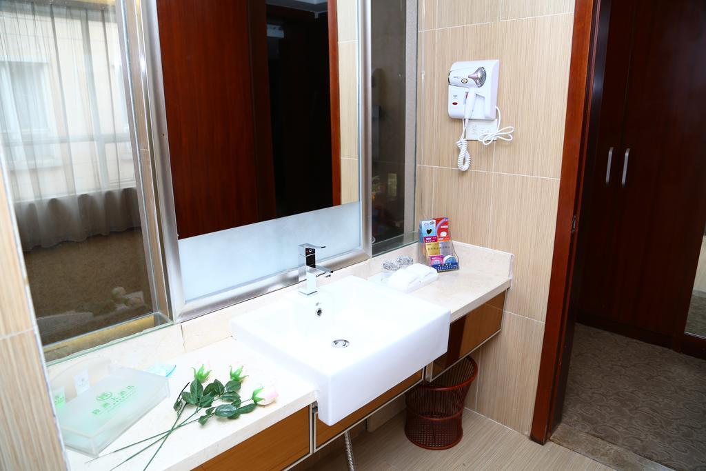 Long Zhou Grand Hotel Guangzhou Bilik gambar