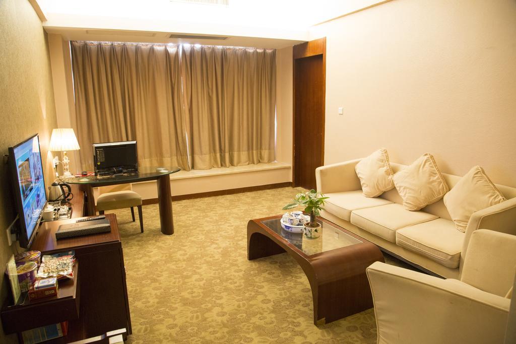 Long Zhou Grand Hotel Guangzhou Bilik gambar