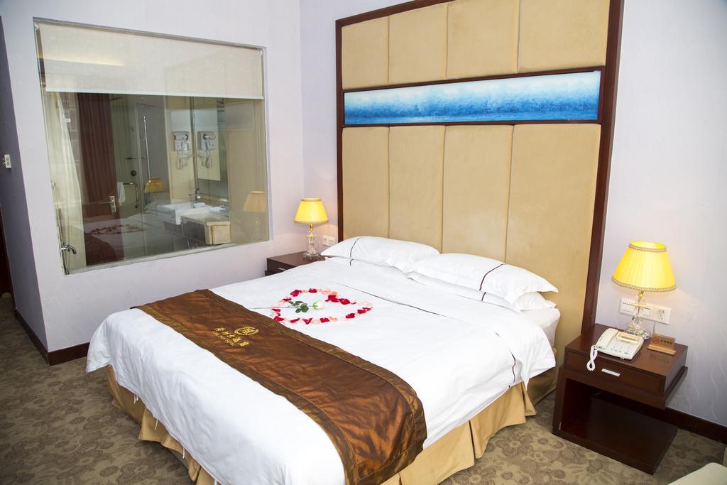 Long Zhou Grand Hotel Guangzhou Bilik gambar