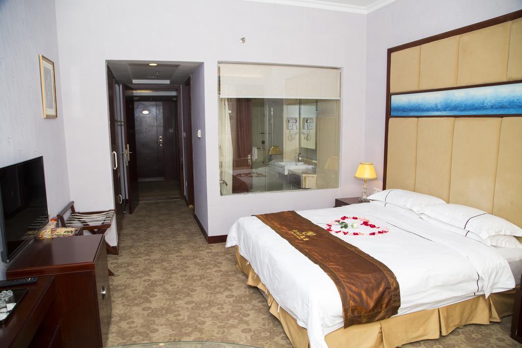 Long Zhou Grand Hotel Guangzhou Bilik gambar