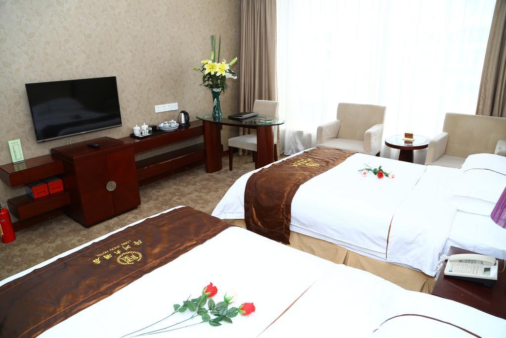 Long Zhou Grand Hotel Guangzhou Luaran gambar
