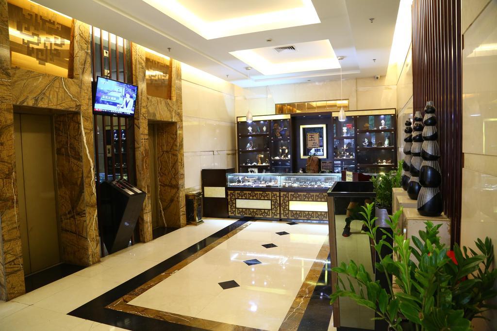 Long Zhou Grand Hotel Guangzhou Luaran gambar