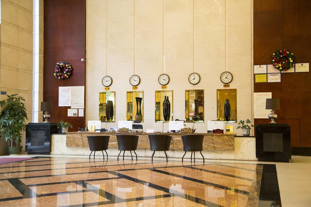 Long Zhou Grand Hotel Guangzhou Luaran gambar