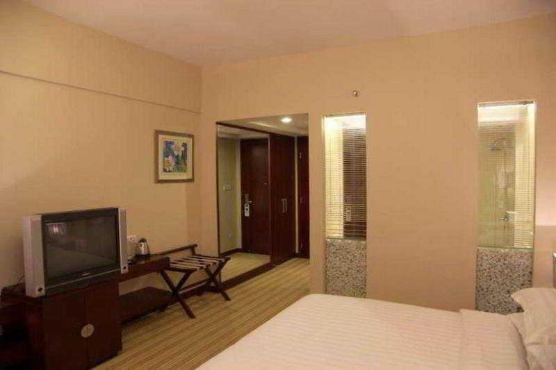 Long Zhou Grand Hotel Guangzhou Luaran gambar